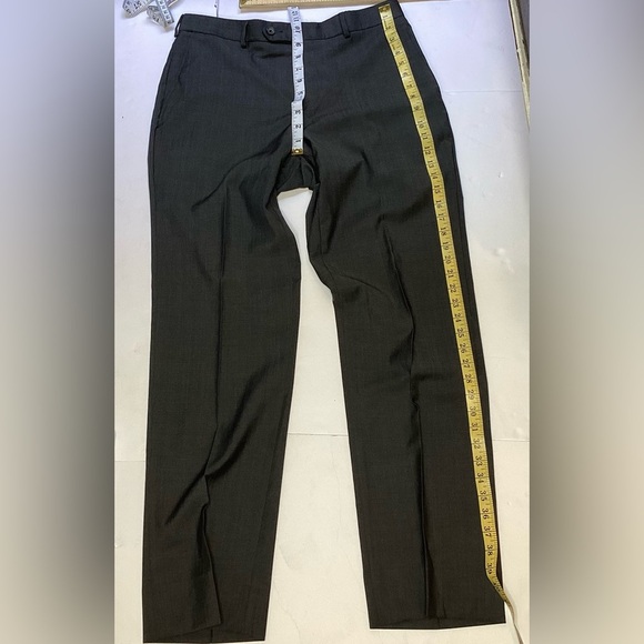 Coppley For  Harry Rosen 1883. Classic Formal 100% Grey wool suit. Size 39. GC - Picture 10 of 15